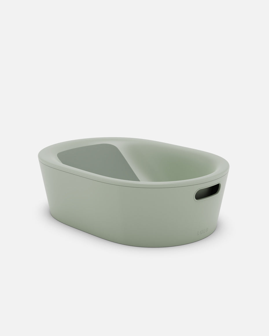 The Bath Tub - Image 10